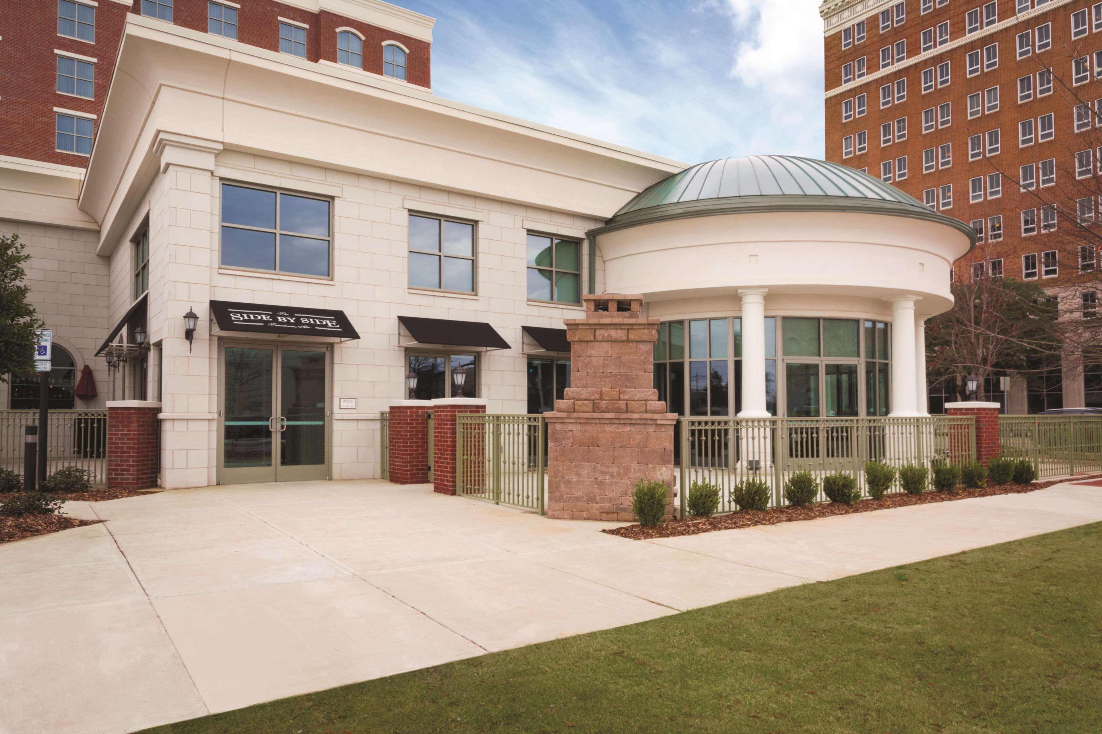 Embassy Suites By Hilton Tuscaloosa Alabama Downtown Exterior foto