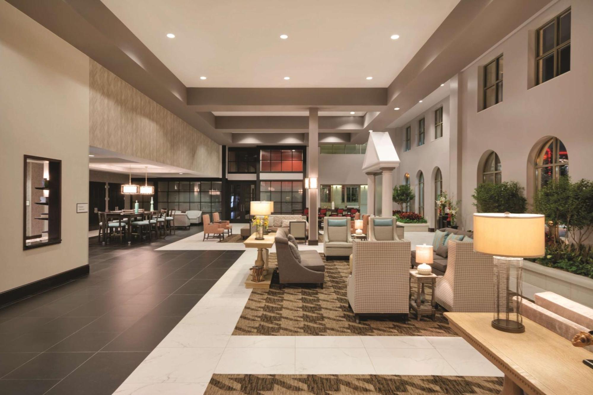 Embassy Suites By Hilton Tuscaloosa Alabama Downtown Exterior foto